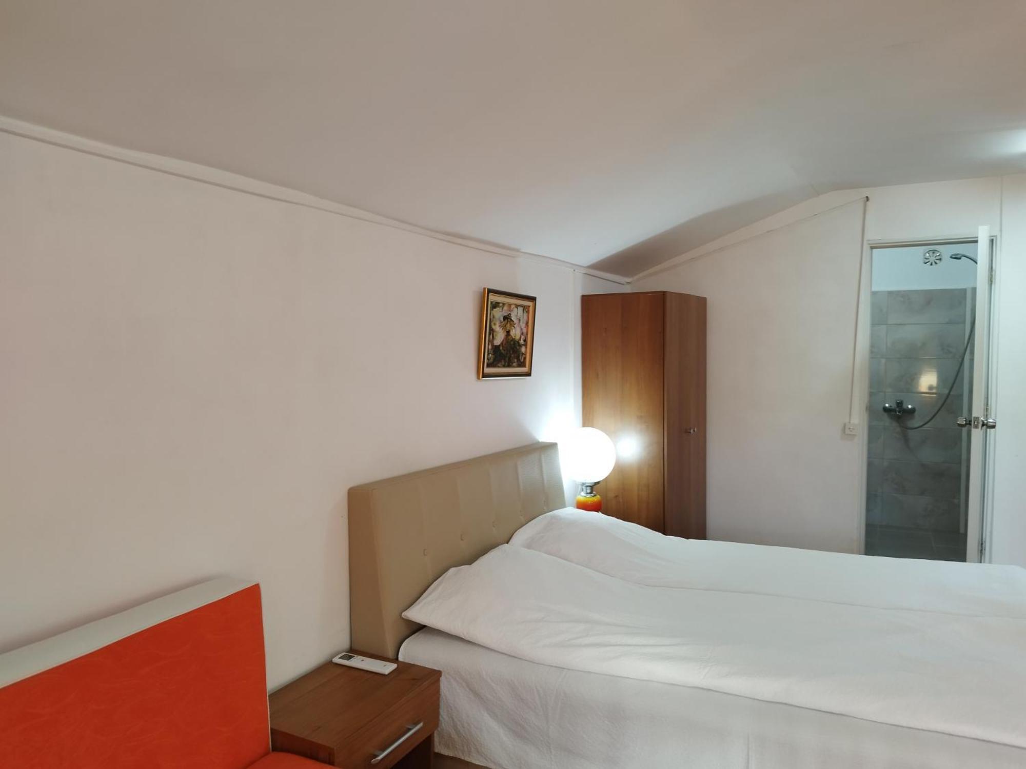 Villa Jun Guest House เบโลกราดชิก ภายนอก รูปภาพ